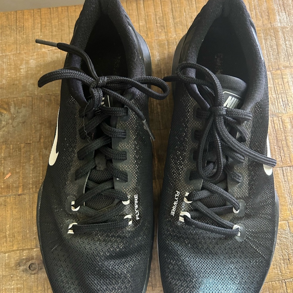 Nike Flywire Black Running Shoes